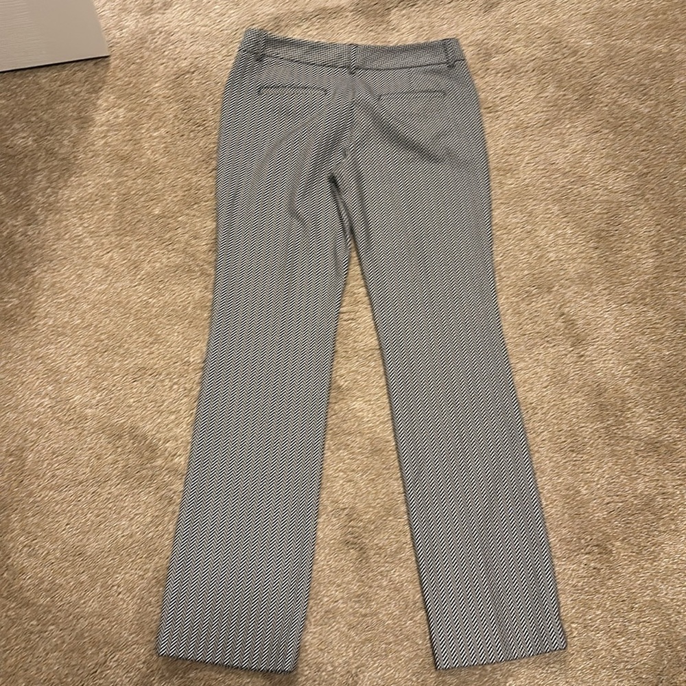Express Editor Size 6R pants - Picture 2 of 5